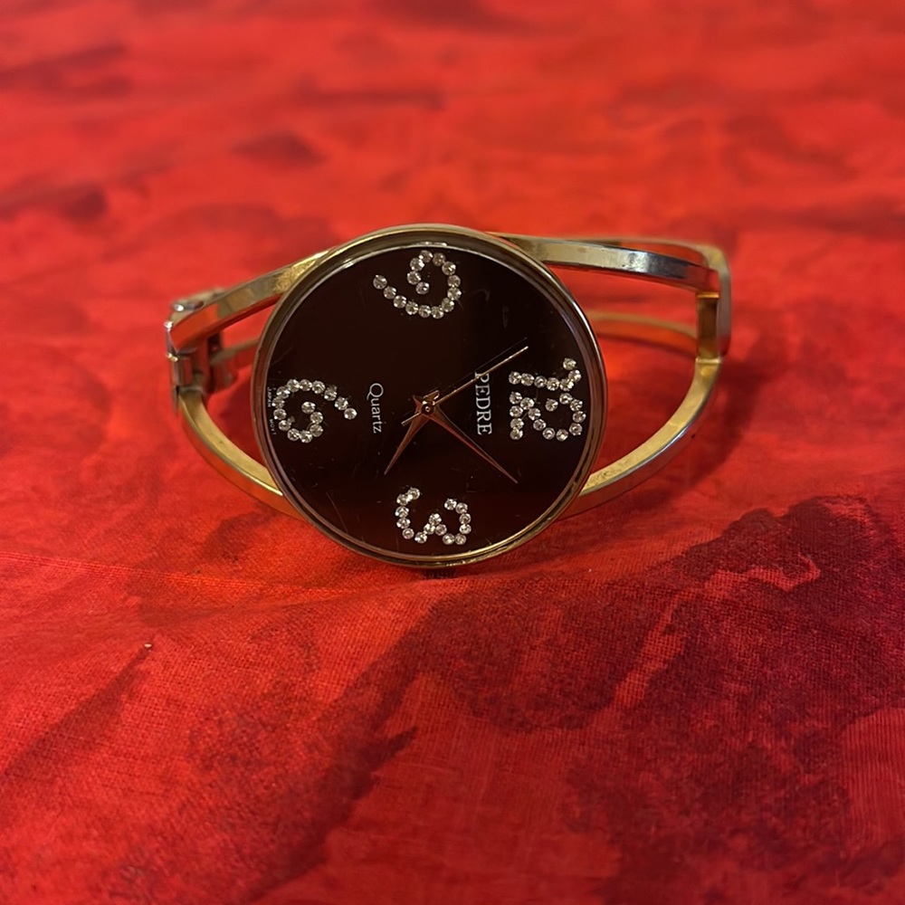 Pedre Quartz watch